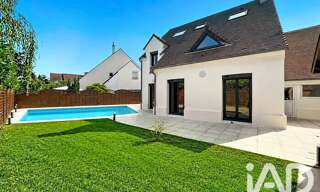 Maison 7 Pièces 172 m² à louer à Marolles-en-Brie (94440)