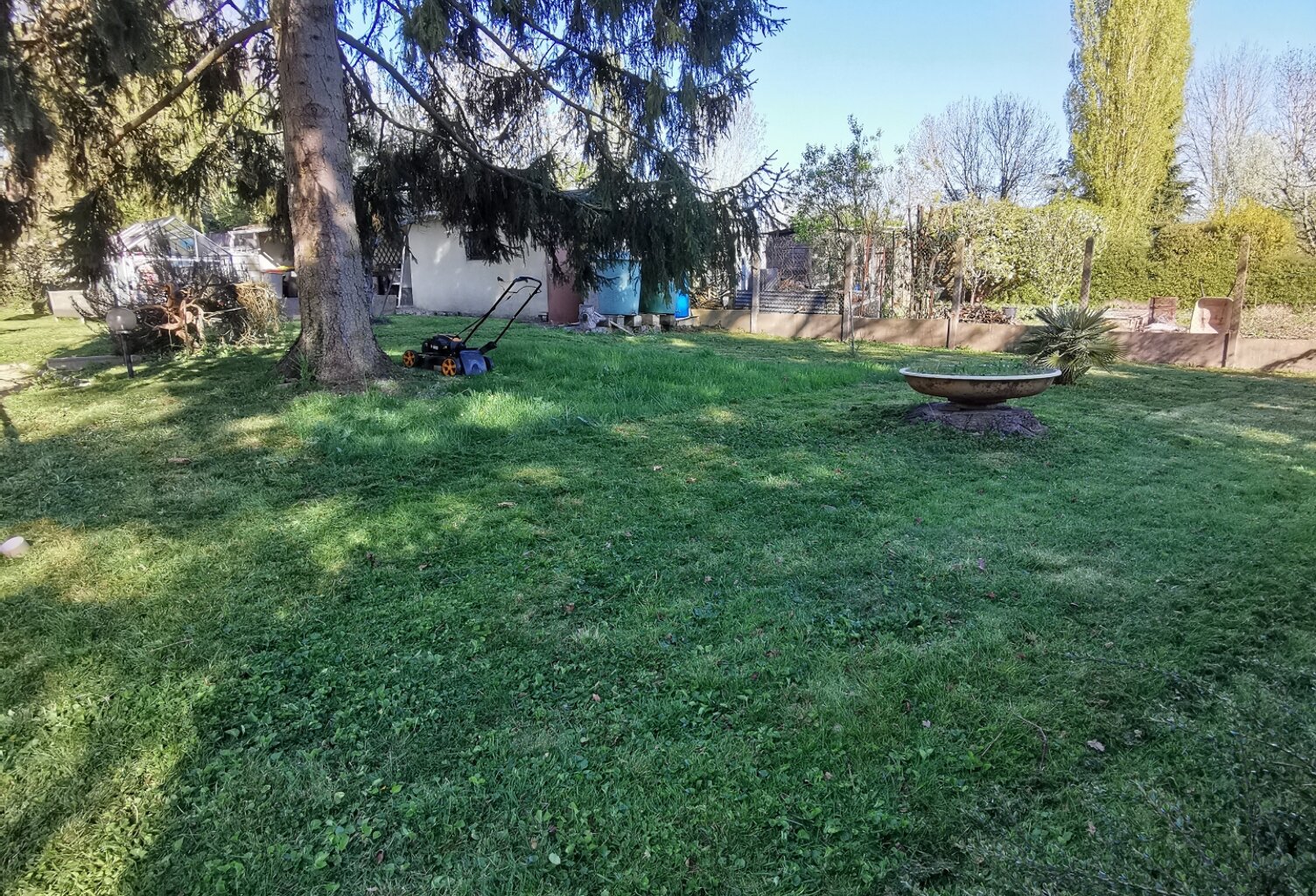 Vente Terrain 697 m&sup2; — photo 1