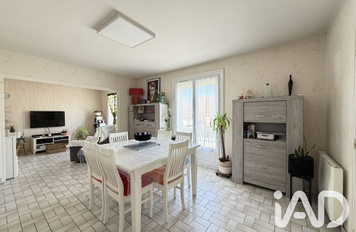 Vente Maison de ville 4 pièces — photo 2