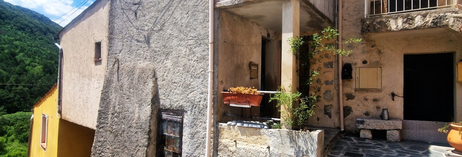 Maison 4 Pièces 75 m² à vendre à Collongues (06910)