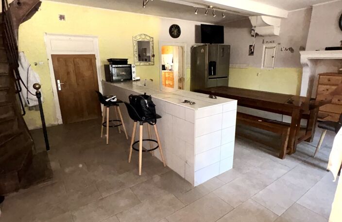 Vente Maison/villa 8 pièces — photo 3