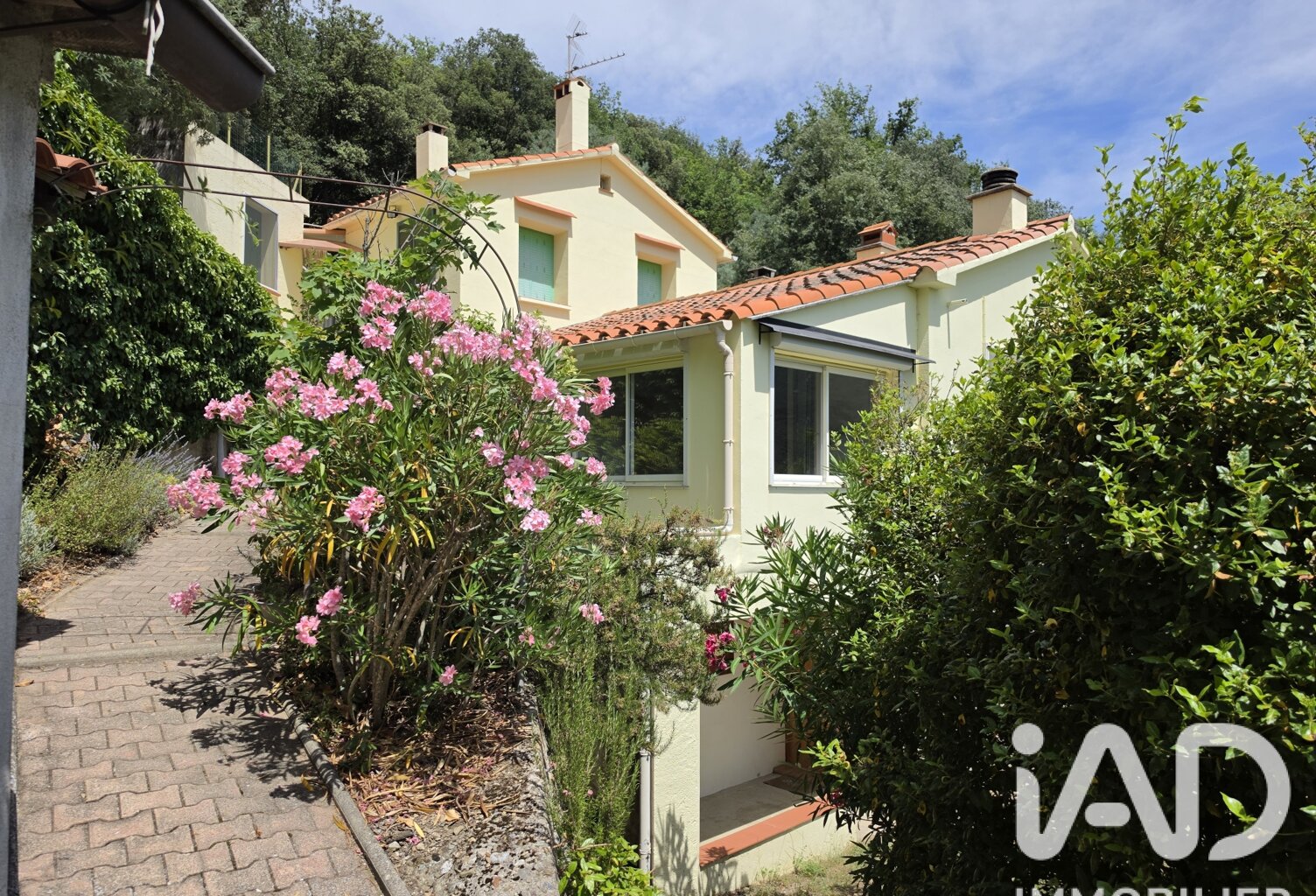 Vente Maison/villa 9 pièces — photo 1