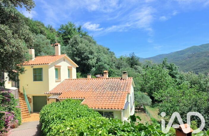 Vente Maison/villa 9 pièces — photo 2