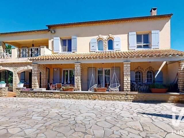 Vente Maison de campagne 7 pièces — photo du bien
