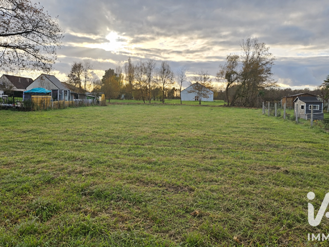 Vente Terrain 1 031 m&sup2; — photo du bien
