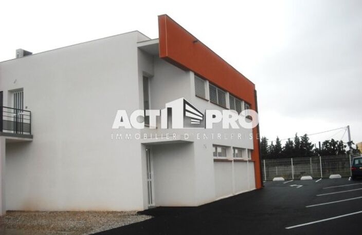 Bureaux à louer — photo 3