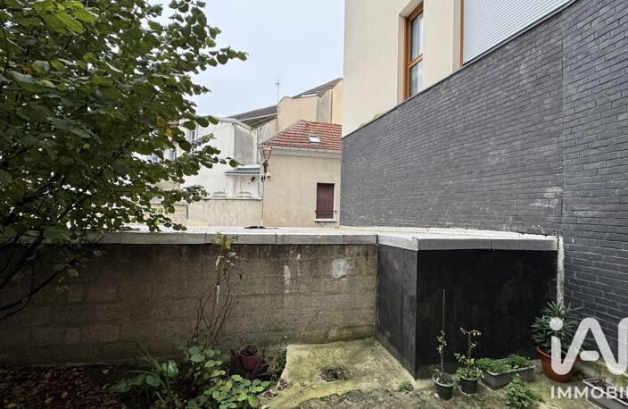 Vente Garage 21 m&sup2; — photo 2