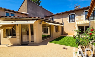 Maison 8 Pièces 188 m² à vendre à Neuville-de-Poitou (86170)