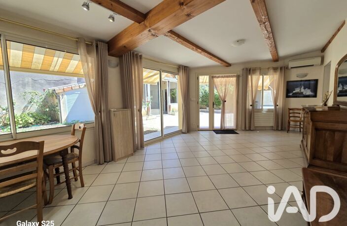 Vente Maison/villa 8 pièces — photo 2