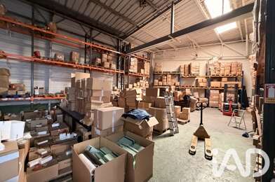 Commerce  1560000 €