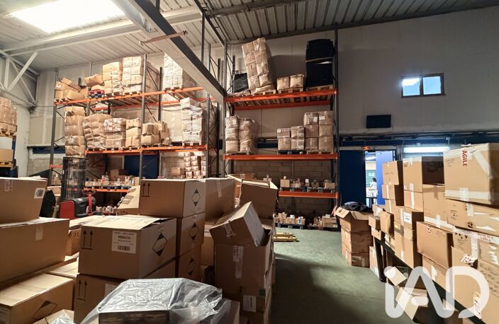 Vente Boutique/Local commercial 600 m&sup2; — photo 2