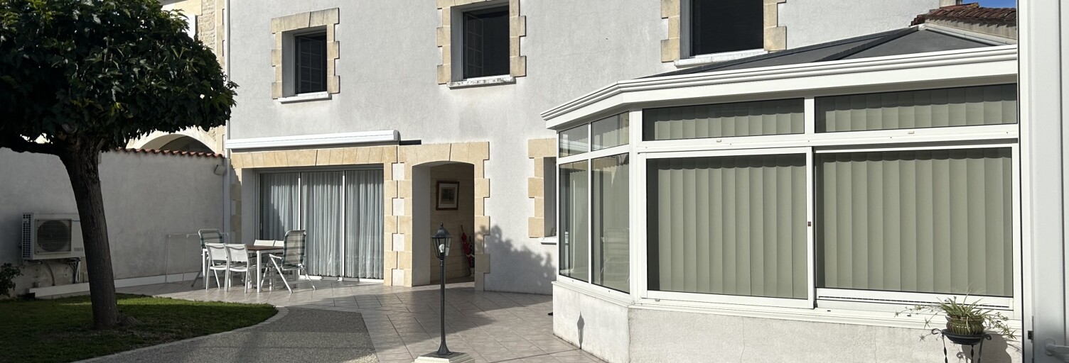 Maison 6 Pièces 165 m² à vendre à Les Métairies (16200)