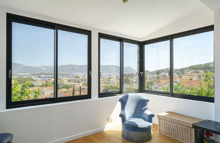 LA SEYNE-SUR-MER   L'EVESCAT | Maison familiale rénovée avec — photo 5