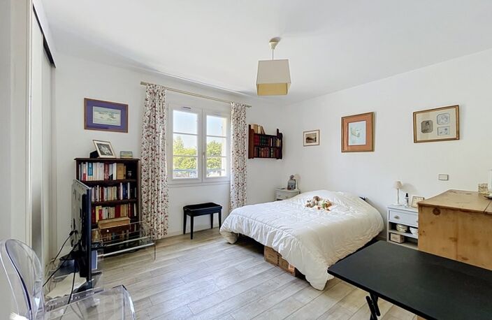 Vente maison 6 pièces 169 m² Pessac (33600) — photo 4