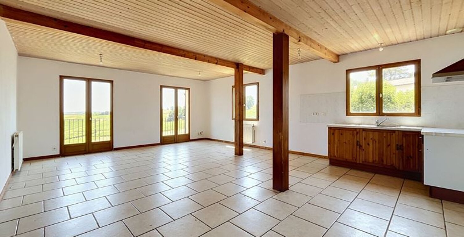 Vente maison 3 pièces 78 m² Sainte-Croix-du-Mont (33410) — photo 1