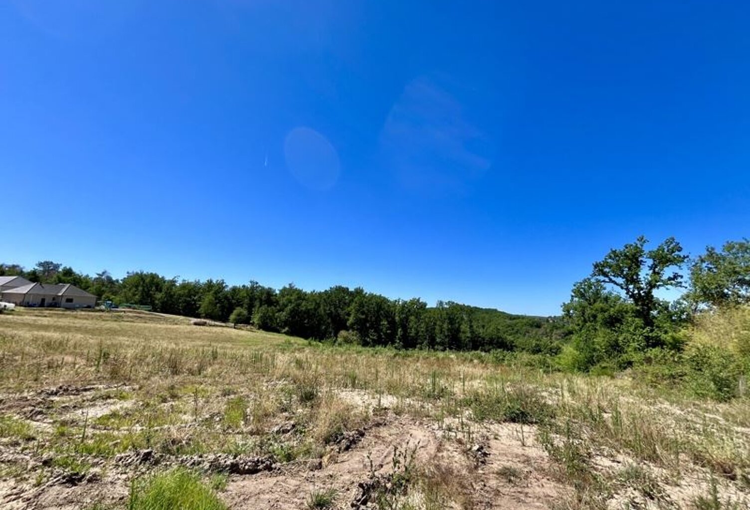 Terrain à bâtir de 0 pièces principales — photo 1