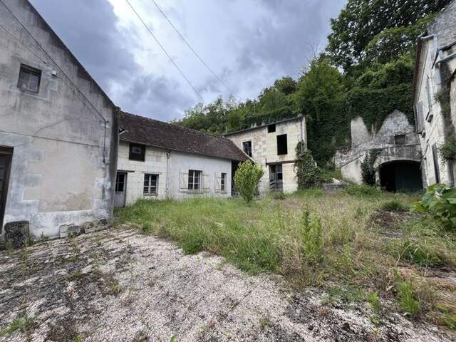 Maison de ville de 7 pièces principales — photo du bien