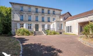 Maison 10 Pièces 456 m² à vendre à Châteauneuf-sur-Charente (16120)