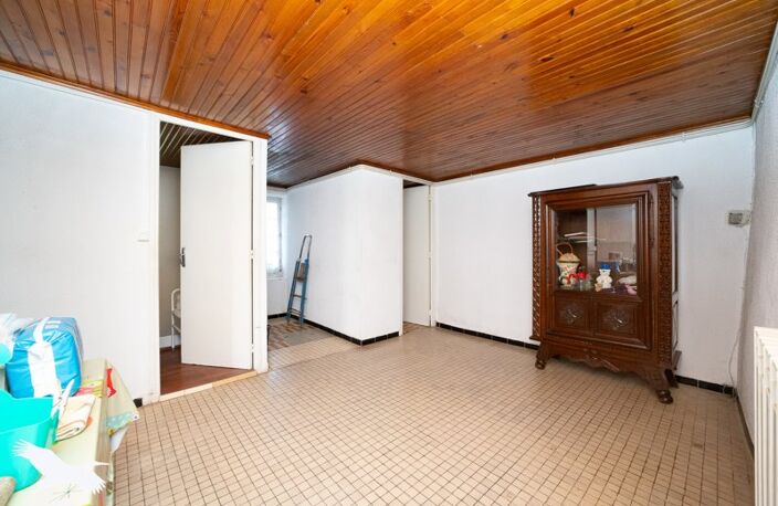 Maison en pierre de 3 pièces principales — photo 5