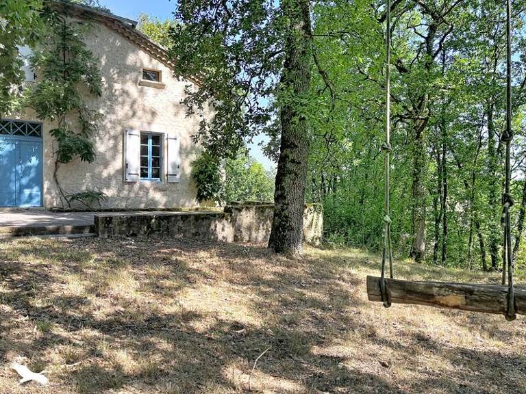 Maison en pierre de 6 pièces principales — photo 1