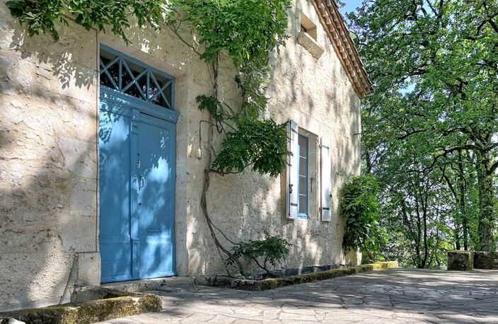 Maison en pierre de 6 pièces principales — photo 2
