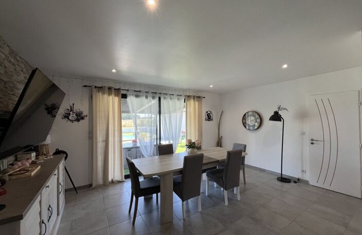 Villa de 5 pièces principales — photo 2