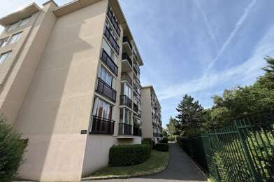 Appartement 3 pièces 153700 €