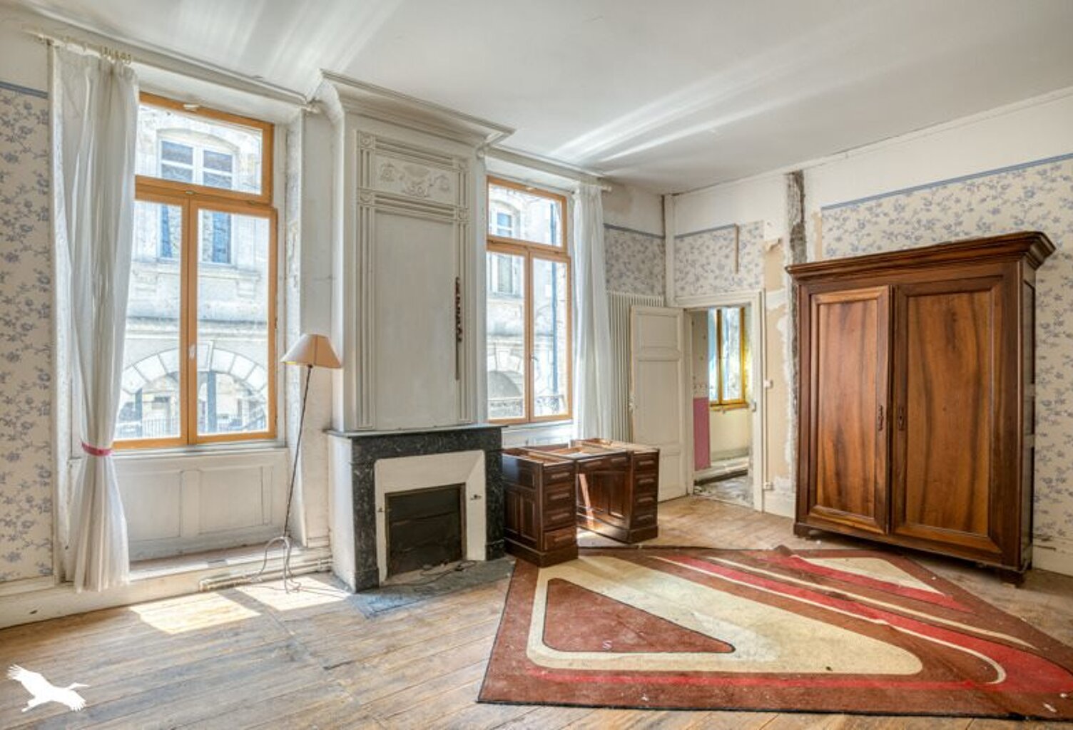 Maison en pierre de 8 pièces principales — photo 1