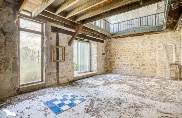 Maison en pierre de 8 pièces principales — photo 2