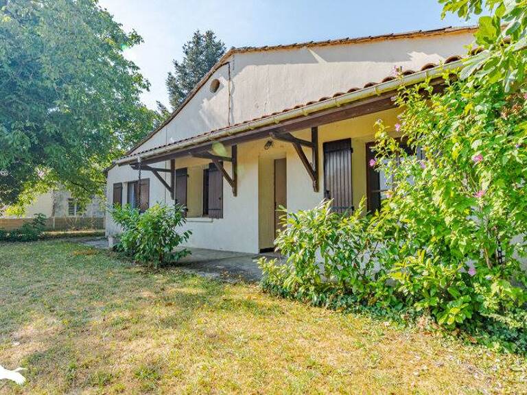 Maison en pierre de 5 pièces principales — photo 1