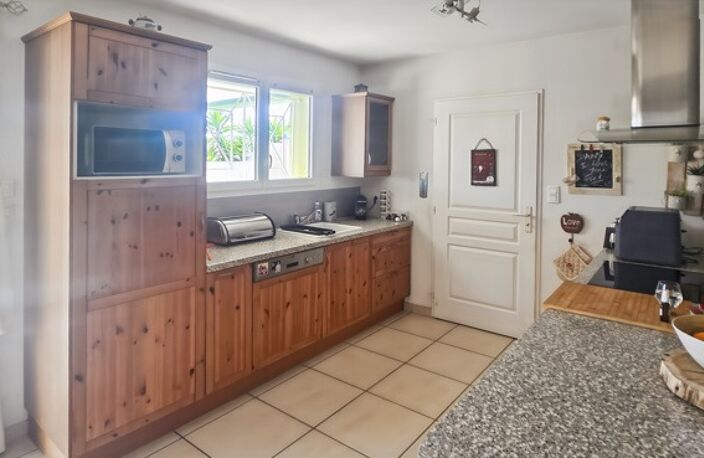 Vente maison 4 pièces 91 m² Talais (33590) — photo 5