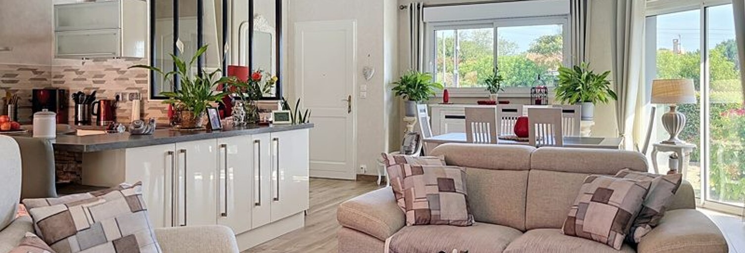 Maison 4 Pièces 105 m² à vendre à Les Peintures (33230)