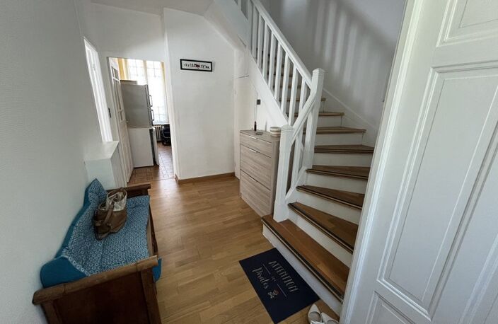 Maison en pierre de 4 pièces principales — photo 2