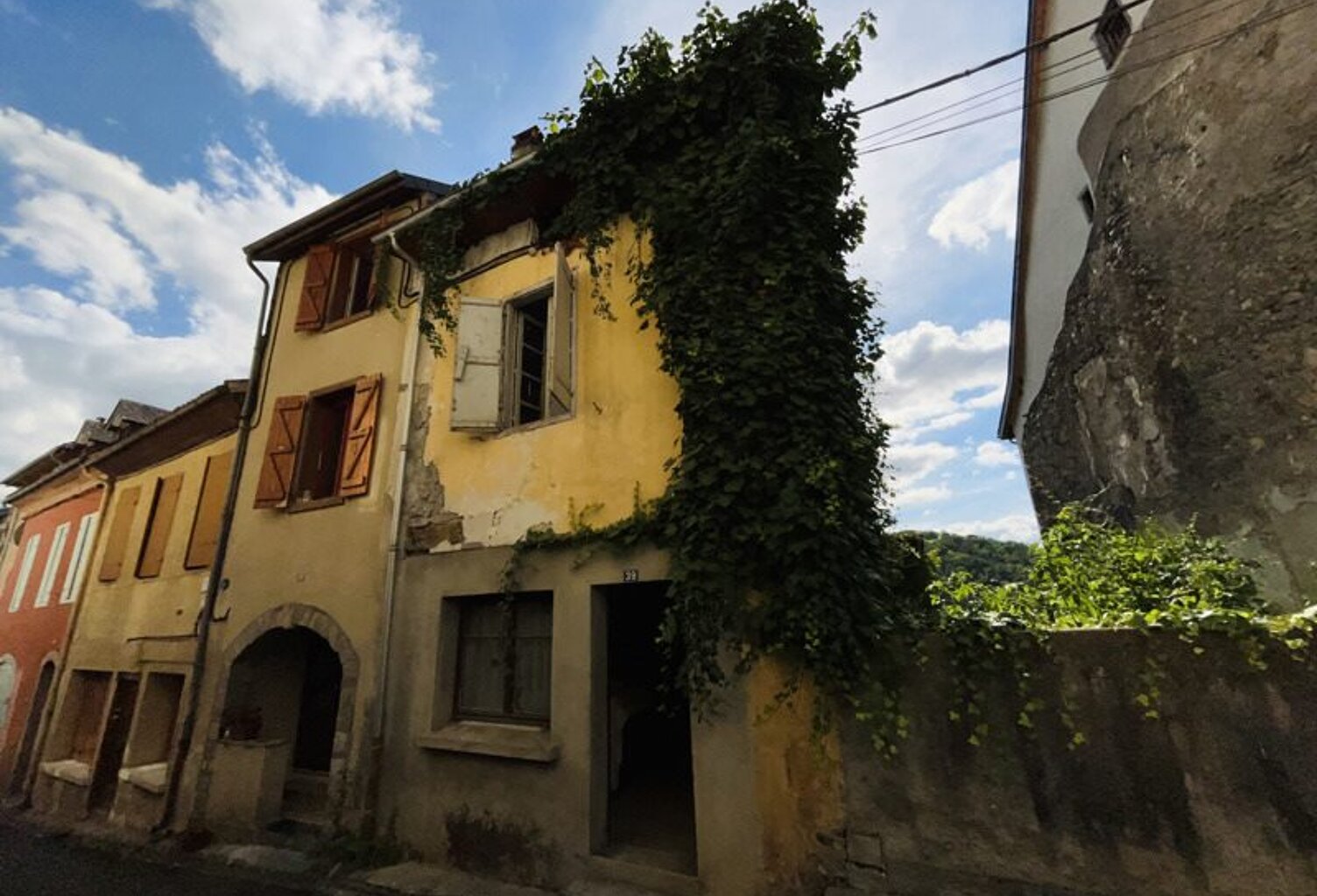 Vente maison 5 pièces 117 m² Castillon-en-Couserans (09800) — photo 1