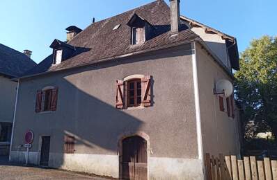 Maison en pierre de 7 pièces principales — photo du bien