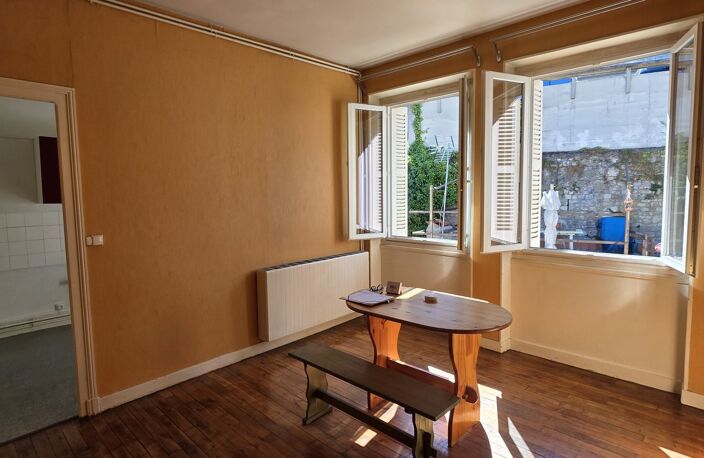 Le charme de l'ancien au cur de Poitiers:Appartement T3 60m² — photo 5