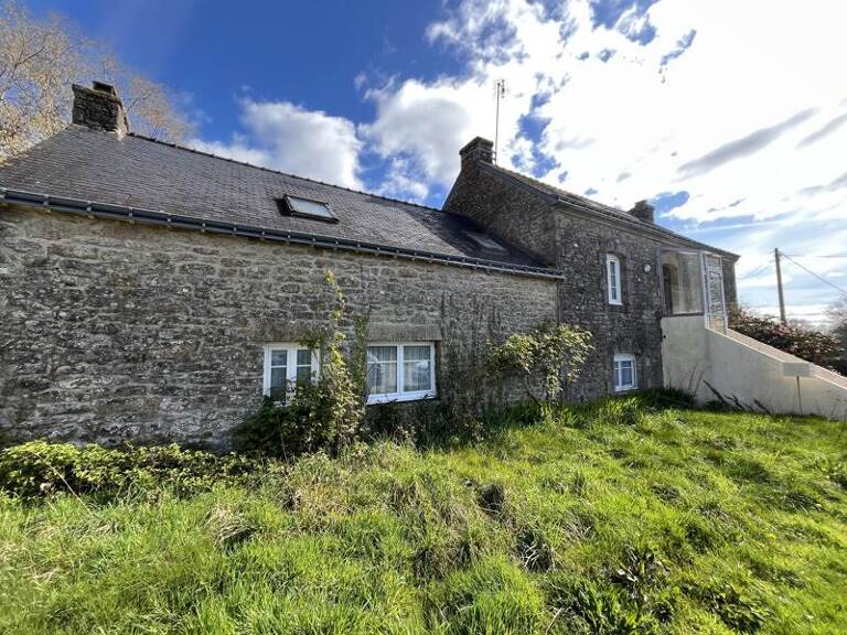 Maison en pierre de 5 pièces principales — photo 1