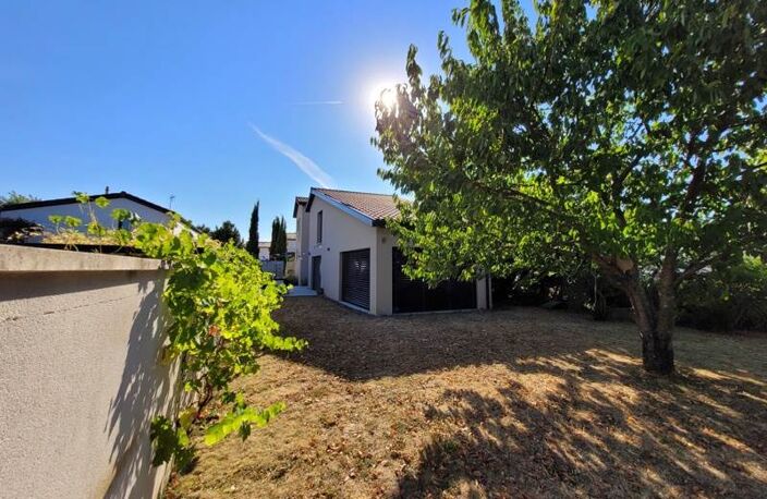 Contemporaine de 5 pièces principales — photo 2