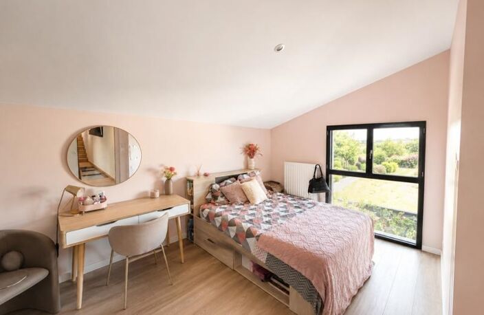 Contemporaine de 5 pièces principales — photo 3