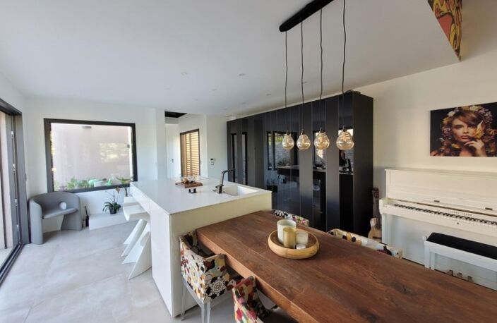Contemporaine de 5 pièces principales — photo 4