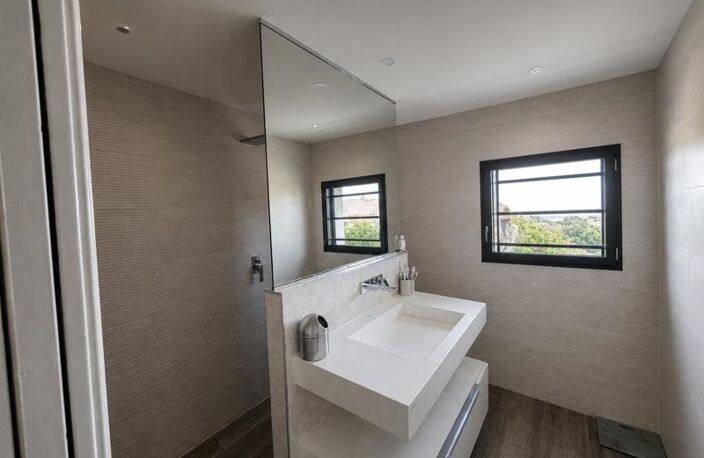 Contemporaine de 5 pièces principales — photo 5