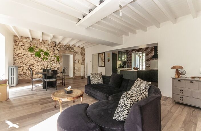 Maison en pierre de 4 pièces principales — photo 2