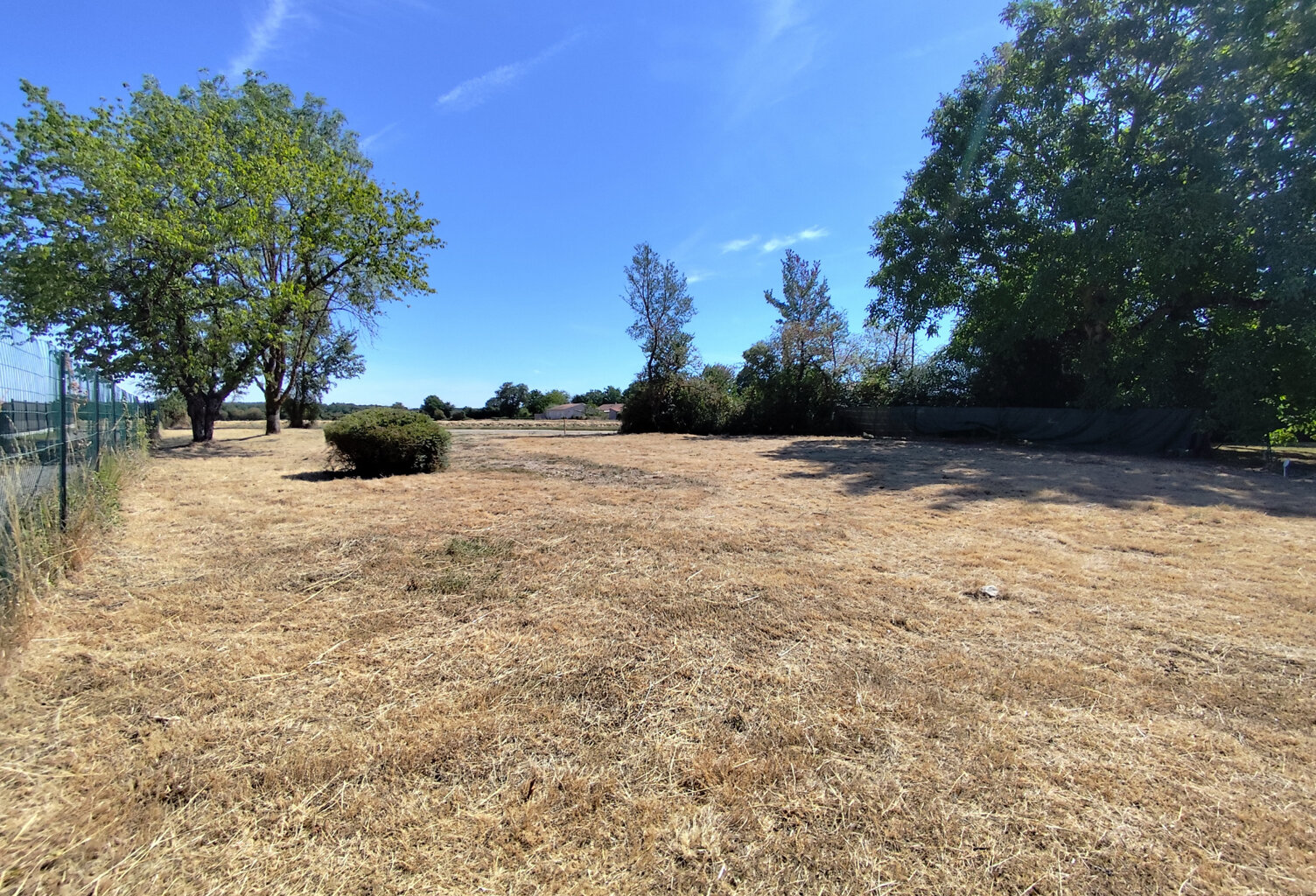 Terrain constructible — photo 1