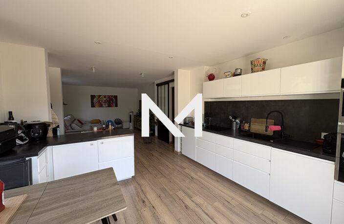 VIF - T3 AVEC JARDIN DE 438 M² + DEPENDANCE DE 52 M² — photo 3
