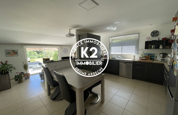 VILLA DE PLAIN PIED 95 M² 3 CHAMBRES — photo 2