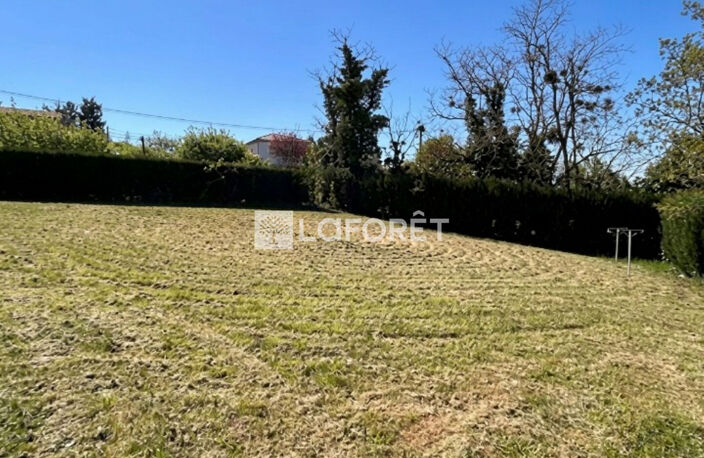 Terrain Saint Just Saint Rambert 880 m2 — photo 2