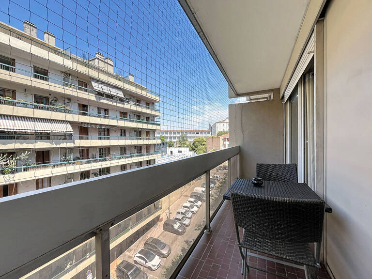 Appartement Marseille 2 pièce(s) 56 m2 avec balcon locataire en place — photo 1