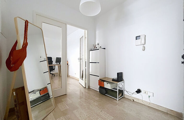 Appartement Marseille 2 pièce(s) 56 m2 avec balcon locataire en place — photo 4
