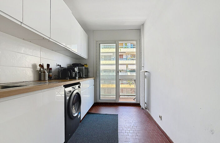 Appartement Marseille 2 pièce(s) 56 m2 avec balcon locataire en place — photo 5