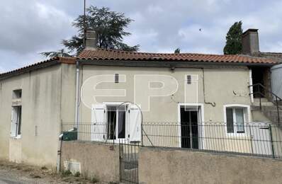 6 Km ST-VARENT axe THOUARS/BRESSUIRE MAISON comportant une pièc — photo du bien
